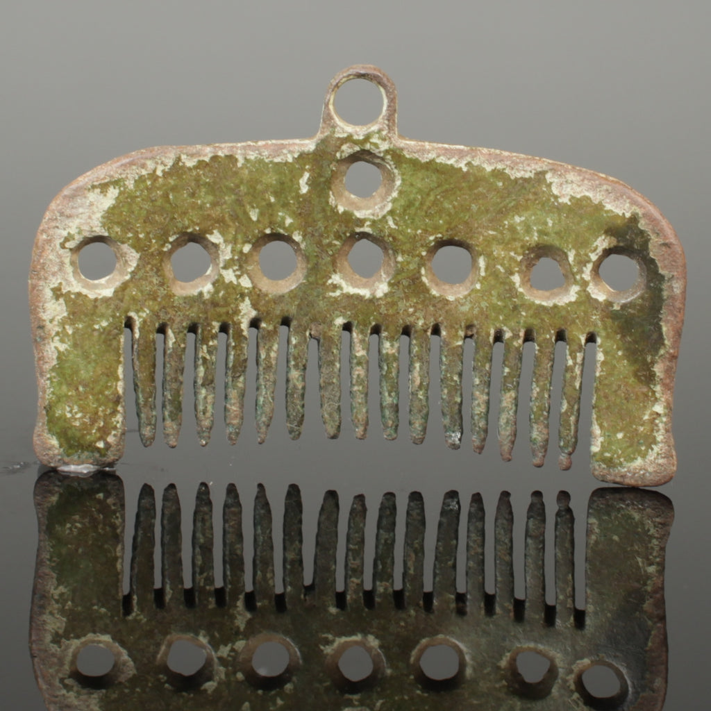 SUPERB ANCIENT VIKING BRONZE COMB - CIRCA 9th/10th CENTURY (3345 ...