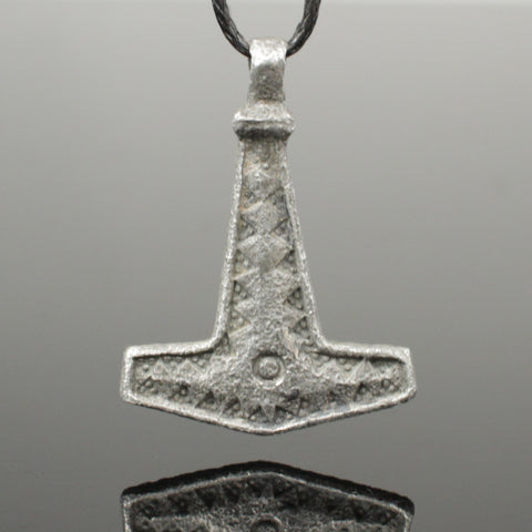 SUPERB ANCIENT VIKING SILVER MJOLNIR THORS HAMMER PENDANT - CIRCA 9th/10thC (F2)