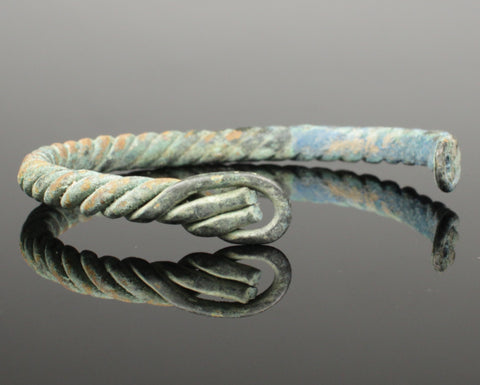 WONDERFUL VIKING BRONZE BRACELET - CIRCA -10TH CENTURY AD (B2211)