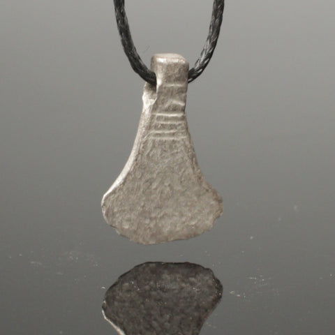 ANCIENT VIKING SILVER AXE PENDANT - CIRCA 9th/10thC (P34A)