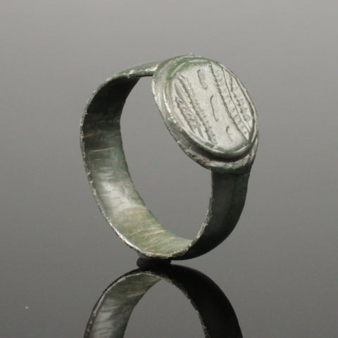 ANCIENT ROMAN BRONZE RING - CIRCA 50BC (RR9)