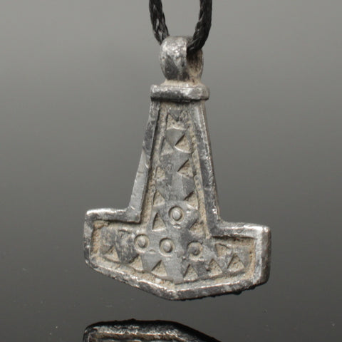 SUPERB ANCIENT VIKING SILVER MJOLNIR THORS HAMMER PENDANT - CIRCA 9th/10thC