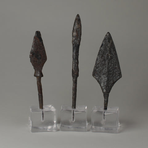 3 x ANCIENT VIKING IRON ARROW HEAD GROUP - CIRCA 8th/11th Century (AHG3)