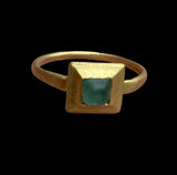 BEAUTIFUL MEDIEVAL GOLD & EMERALD RING - CIRCA 13th-14th Century AD (3498)