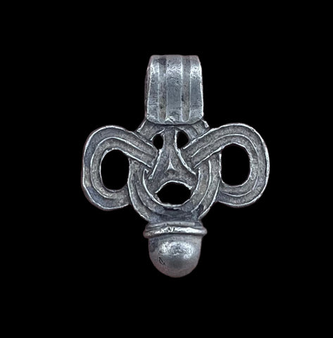 SUPERB ANCIENT VIKING SILVER KNOT PENDANT - 9th/10th Century