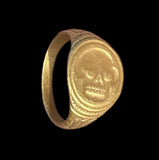WONDERFUL EARLY 17TH CENTURY GOLD MEMENTO MORI SIGNET RING SKULL RING