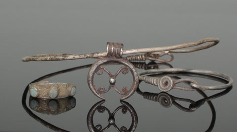 BEAUTIFUL ANCIENT ROMAN SILVER LUNA NECKLACE RING & BRACELET SET - CIRCA 200AD