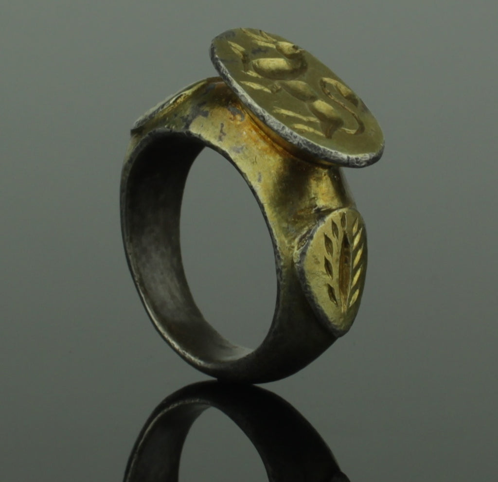 HEAVY ANCIENT MEDIEVAL SILVER RING WITH HORSE - CIRCA 14TH CENTURY AD ...