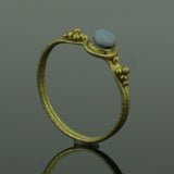 LOVELY ANCIENT ROMAN GOLD & AGATE RING - 2nd Century AD (5421)
