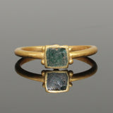 BEAUTIFUL MEDIEVAL GOLD & GREEN STONE RING - CIRCA 13th-14th Century AD (35154)