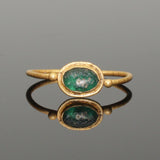 BEAUTIFUL ANCIENT ROMAN GOLD RING -WITH GREEN STONE 2nd Century AD (8876)