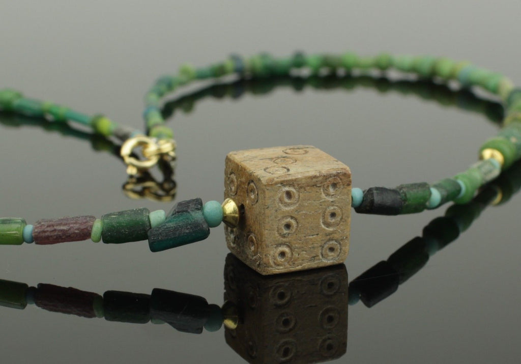 BEAUTIFUL ANCIENT ROMAN DICE, DIE & GLASS BEAD NECKLACE CIRCA 2nd Ce
